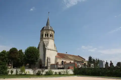 Église Saint-Pourçain de Monestier, Allier, France