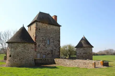 Reugny Prieuré Notre Dame Logis du prieur