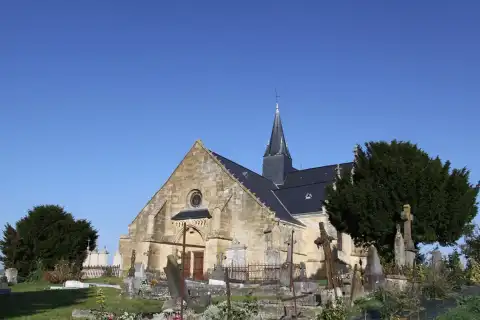 Église Saint-Juvin de Sainte-Vaubourg (Ardennes, France)