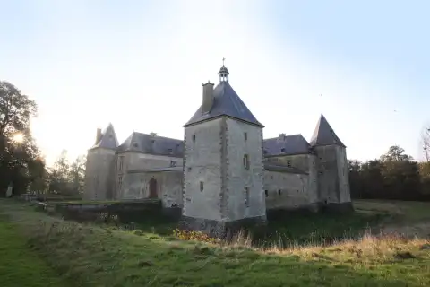 Vue de Sapogne-sur-Marche