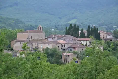 Lieurac, partie haute du village (Ariège, France)