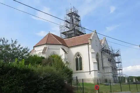 Vue de Charny-le-Bachot