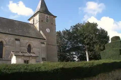 Eglise Notre Dame à Amayé-sur-Orne (Calvados)