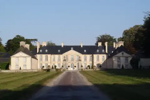 Audrieu (Normandie, France). Le château