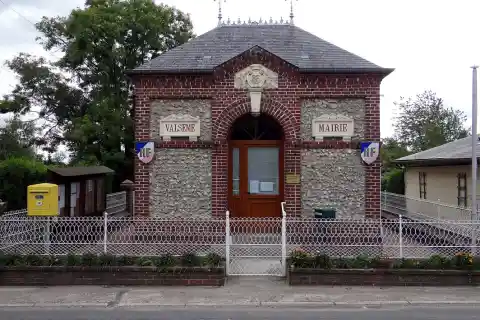Mairie de Valsemé, Calvados, France