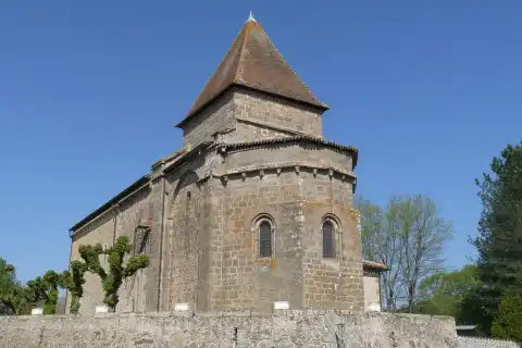 Eglise d'Oradour-Fanais, Charente, France