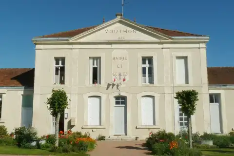 Mairie de Vouthon, Charente, France