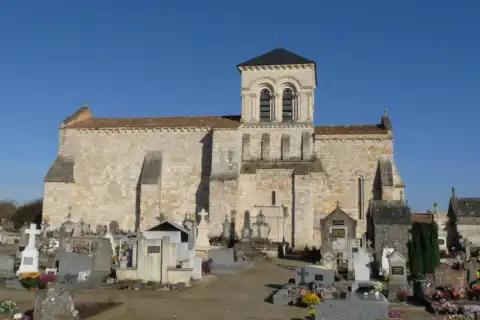 Eglise de Chepniers, Charente-Maritime, France