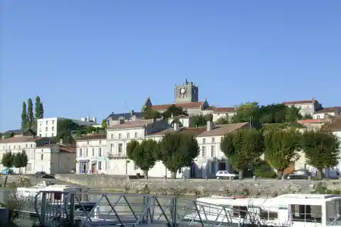 Saint-Savinien