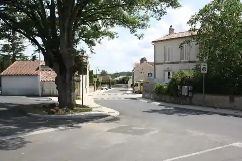 Entrée de Taillant (Charente-Maritime, France)