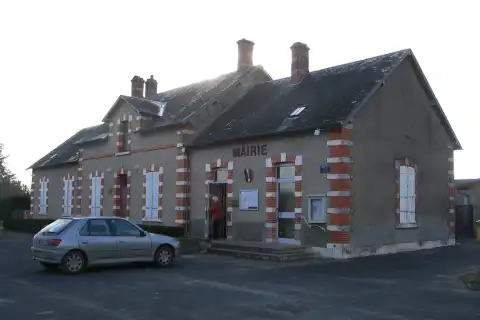 La mairie de Limeux, Cher, France