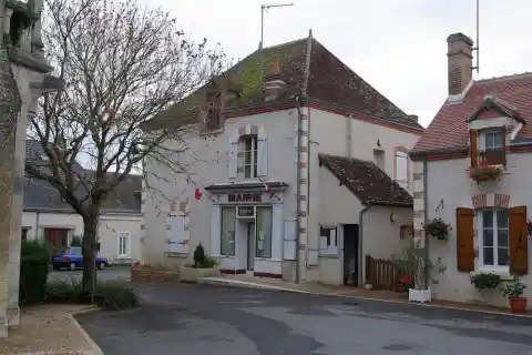 Thénioux, la Mairie