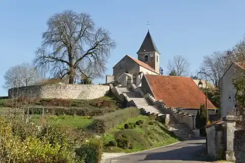 Église Saint-Corneille de Diénay