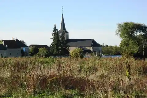 Fontaines-les-Sèches (Côte-d'Or)