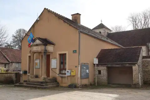 Mairie de Léry (21)