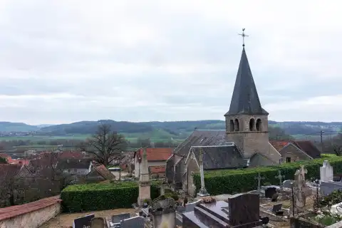 Vue sur Seigny depuis le cimetière