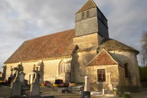 Eglise de Villy-le-Moutier