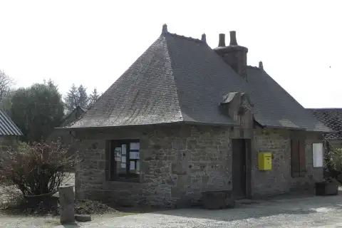 Mairie de Magoar (22)