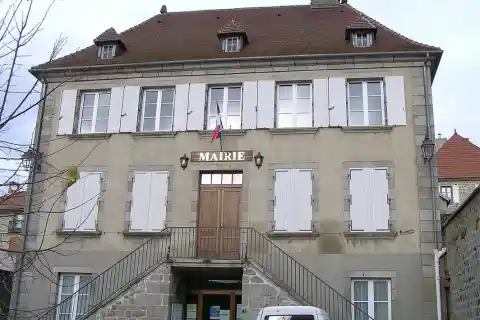 Mairie de Crocq