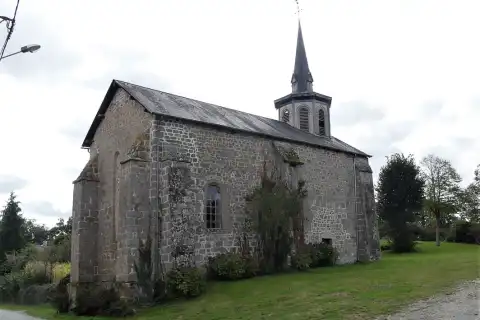 L'église de Mazeirat, Creuse, France. Vue prise depuis le nord-est