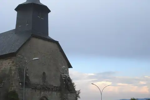 Vue de Saint-Priest-la-Feuille