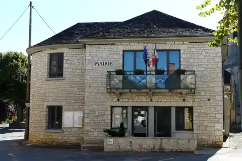 La mairie de Borrèze, Dordogne, France