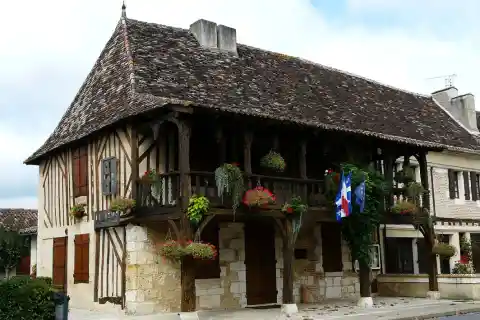 Mairie de Saint-Laurent-des-Hommes