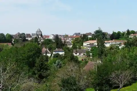 Le bourg de Thenon, Dordogne, France
