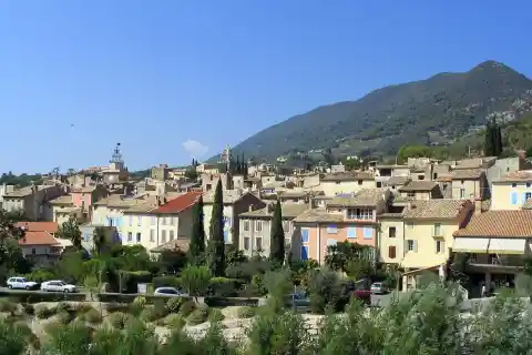 Vue de Nyons