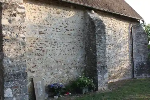 Aigleville - Eglise Notre-Dame