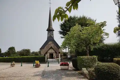 Église Notre-Dame de Bois-Anzeray (église située dans l'Eure, en France)