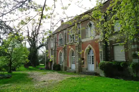 Mézières-en-Vexin - Manoir de Surcy (XIIIe - XVIe)