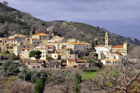 Lavatoggio - Village