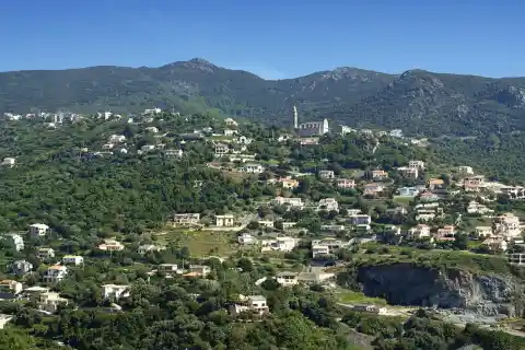 Vue de Ville-di-Pietrabugno