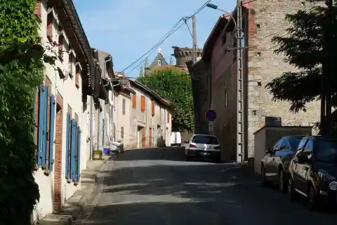 Rue principale, Beauteville, Haute-Garonne, France