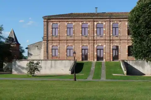 Mairie de Pins-Justaret, Haute-Garonne, France