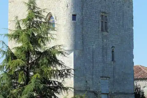 Gazaupouy - Tour d'Estrepouy