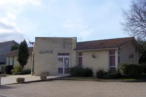 Mairie de Lamothe-Landerron (Gironde, France)