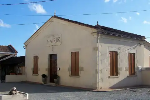 Mairie de Puybarban, Gironde, France