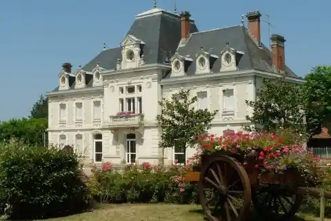 Mairie de Labrit, Landes, France