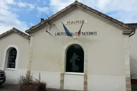 Mairie de Lagruère