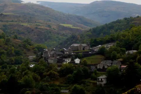 Vue générale d'Altier (Lozère) en septembre 2009