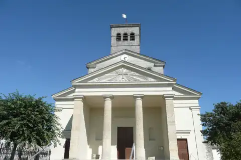 Église Saint-Pierre de Vaudelnay (Maine-et-Loire, France)