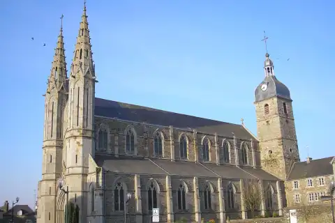 Saint-James (Normandie, France). L'église Saint-Jacques