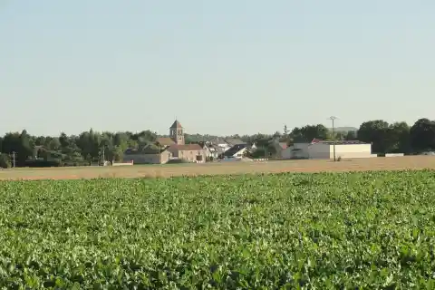 Vue du village de Flavigny (Marne)