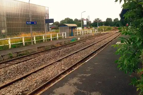 Gare de Muizon