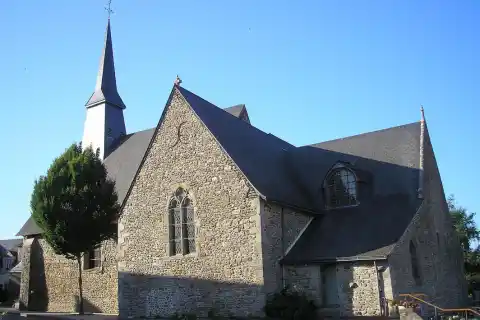 Averton (Pays de la Loire, France). L'église Notre-Dame-de-l'Assomption