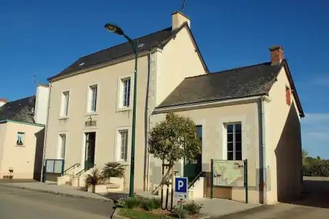 Fontaine-Couverte (Mayenne, France)