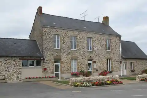 Mairie de Saint-Cyr-le-Gravelais