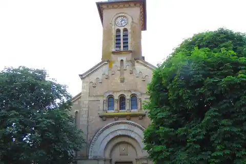 Abaucourt Église de la Nativité-de-la-Vierge